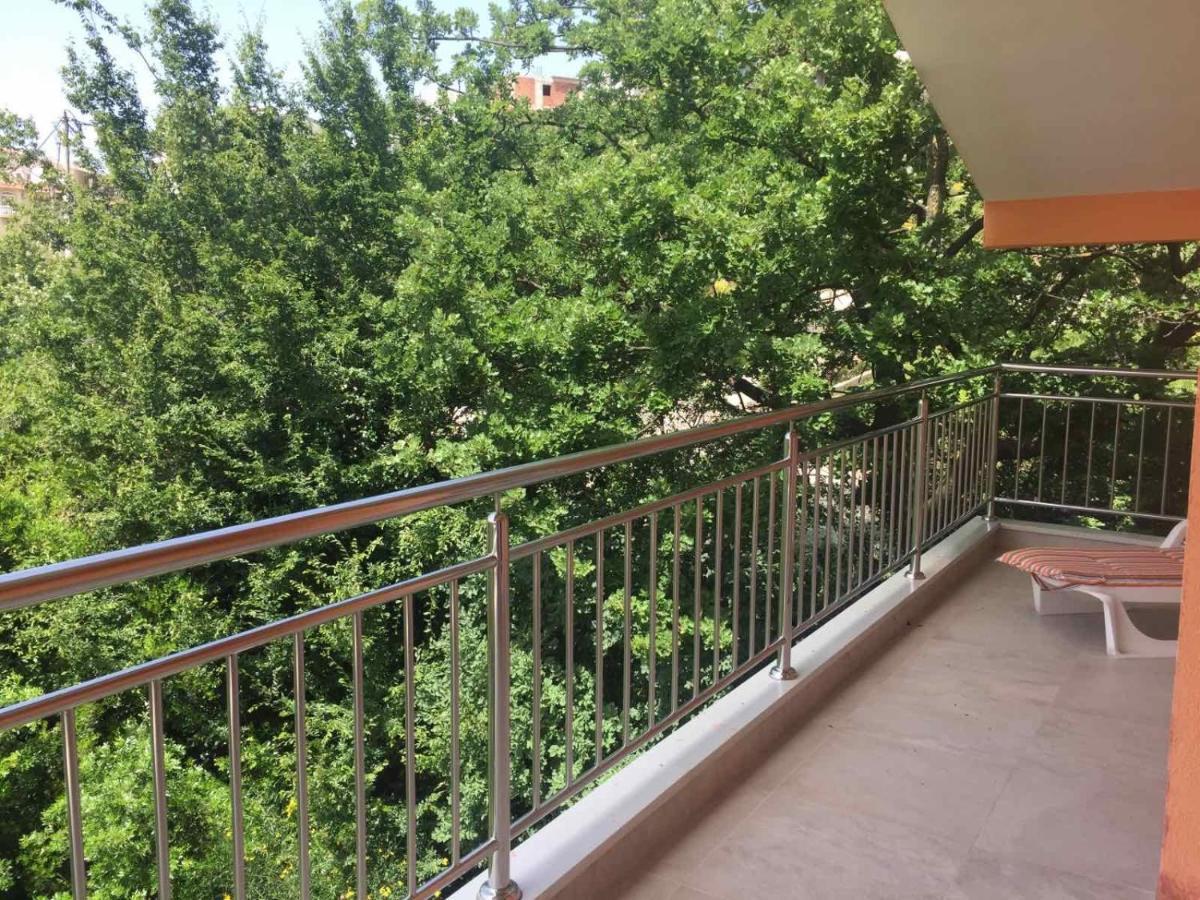 Ruza Vetrova Apartment Bar Ngoại thất bức ảnh